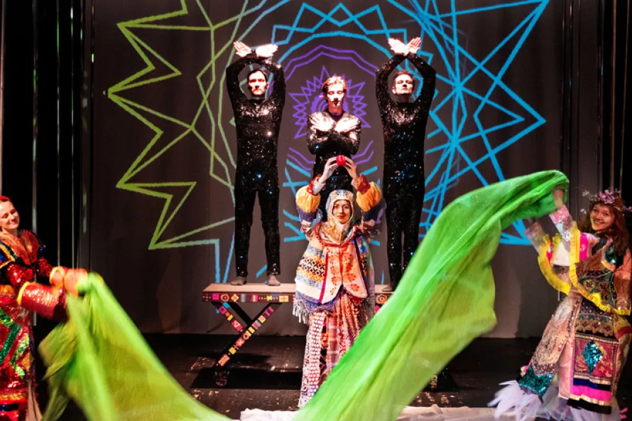 zdjęcie do spektaklu Dzieci widzą duchy, fot. Mariusz Grzegorzek  