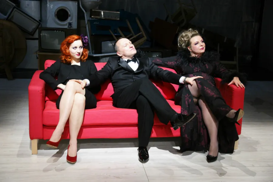 zdjęcie ze spektaklu Rewizor, fot. Ryszard Warcholiński 