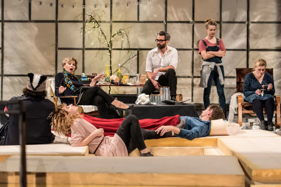 zdjęcie ze spektaklu Idioci, fot. Greg Noo-Wak 