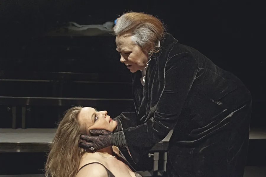 zdjęcie ze spektaklu Król Ryszard III, fot. Ryszard Olczak