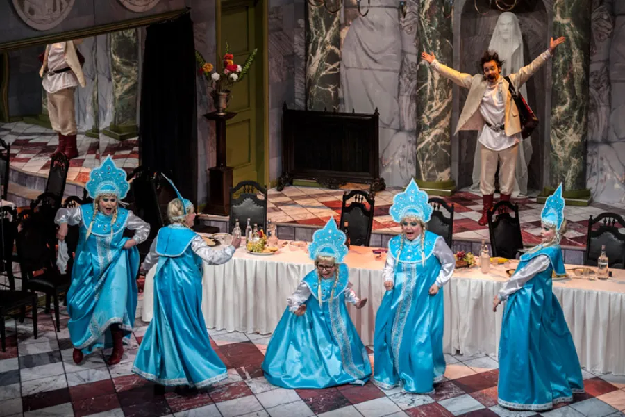 zdjęcie do spektaklu Baba Chanel, fot. Greg Noo-Wak 