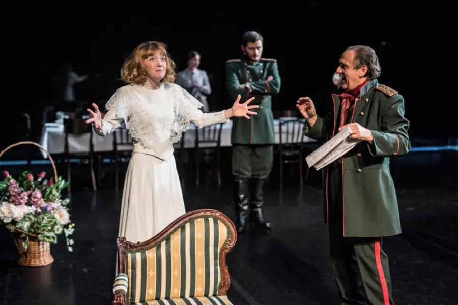 zdjęcie do spektaklu Trzy siostry, fot. Greg Noo-Wak 