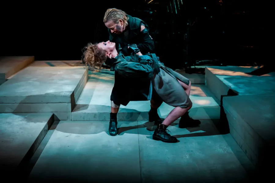 zdjęcie ze spektaklu Filoktet, fot. Krzysztof Bieliński