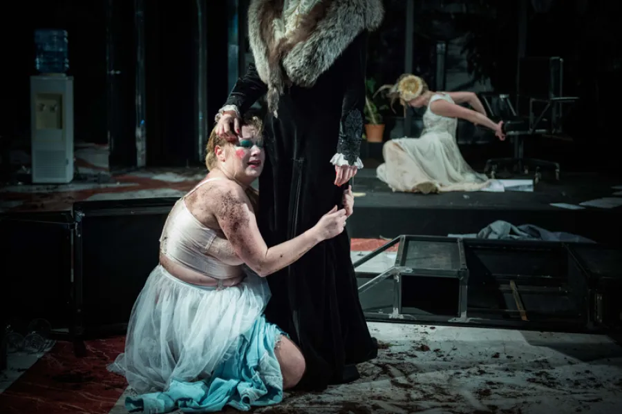 zdjęcie do spektaklu Wassa Żeleznowa, fot. Magda Hueckel 