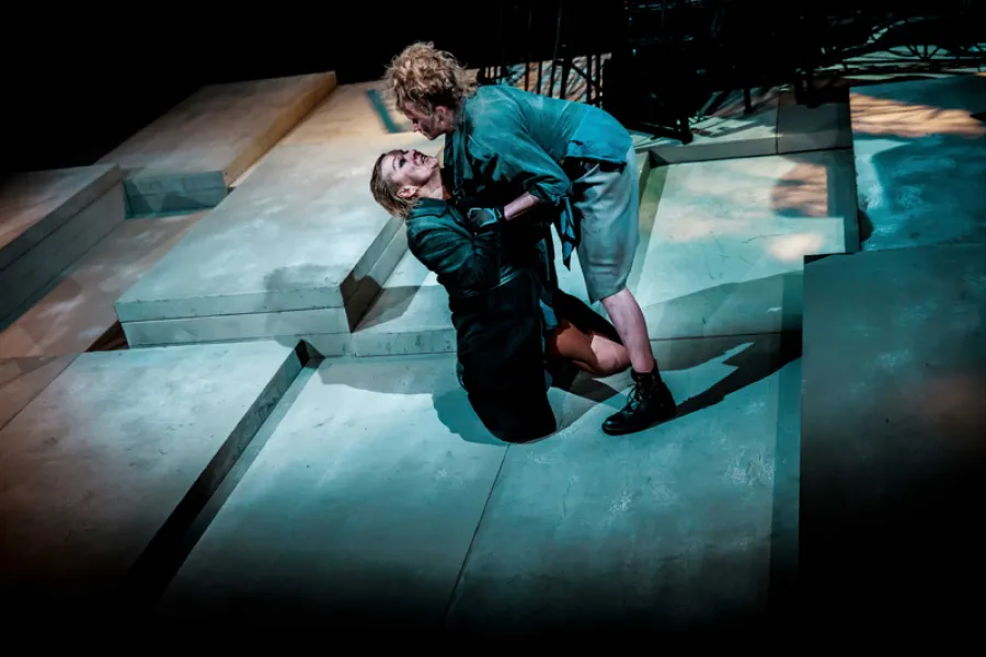 zdjęcie ze spektaklu Filoktet, fot. Krzysztof Bieliński