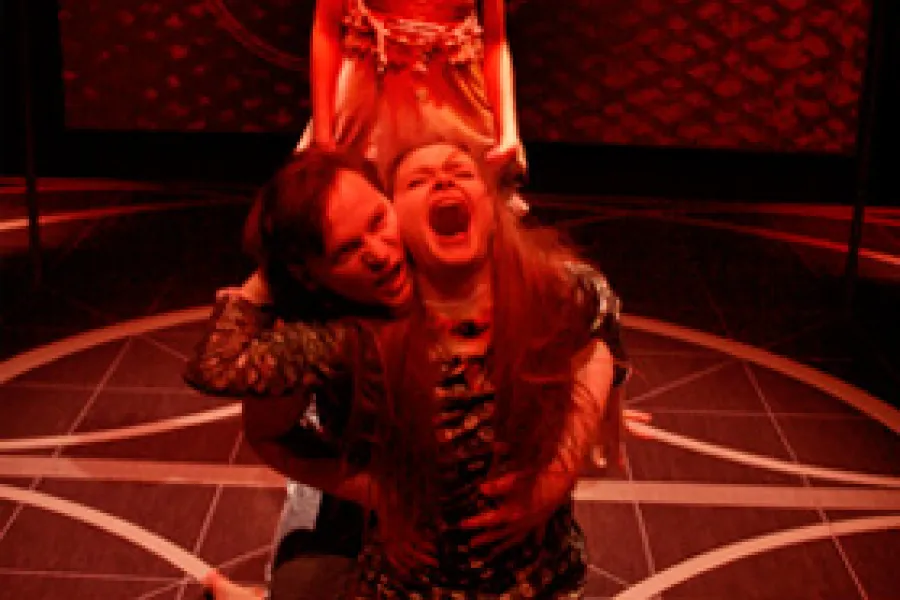 zdjęcie ze spektaklu Lew na ulicy, fot. Szymon Lenkowski