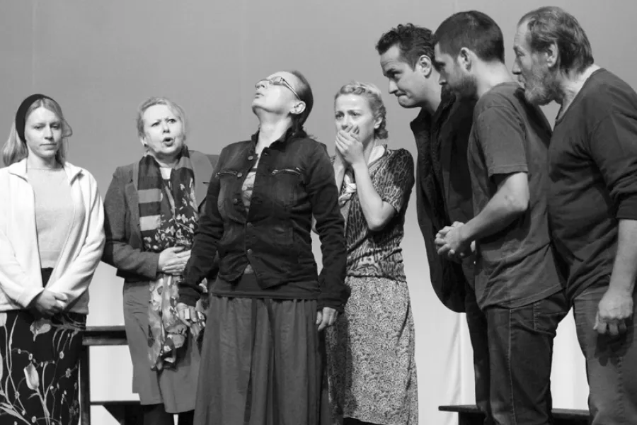 zdjęcie ze spektaklu kapliczka.pl, fot. Michał Grabowski 