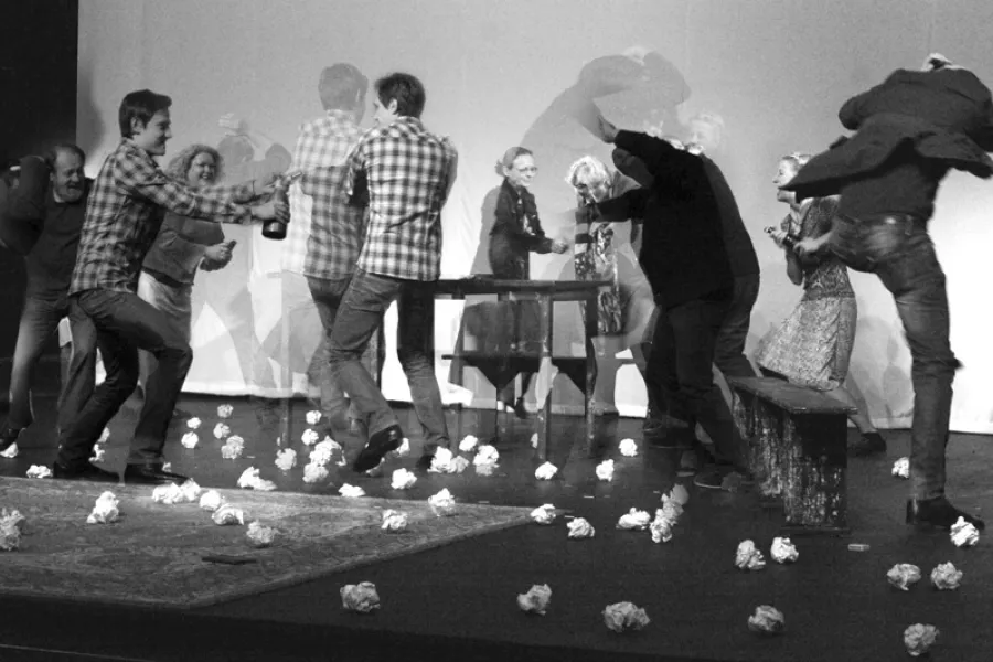 zdjęcie ze spektaklu kapliczka.pl, fot. Michał Grabowski 