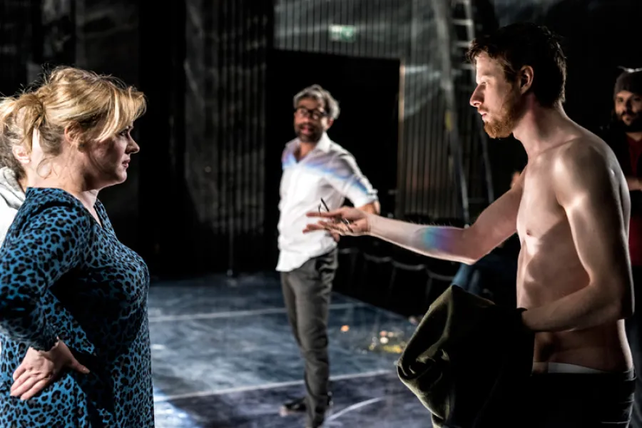 zdjęcie ze spektaklu Idioci, fot. Greg Noo-Wak 