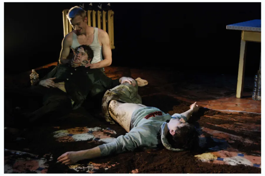 zdjęcie ze spektaklu Osaczeni, fot. Greg Noo-Wak 