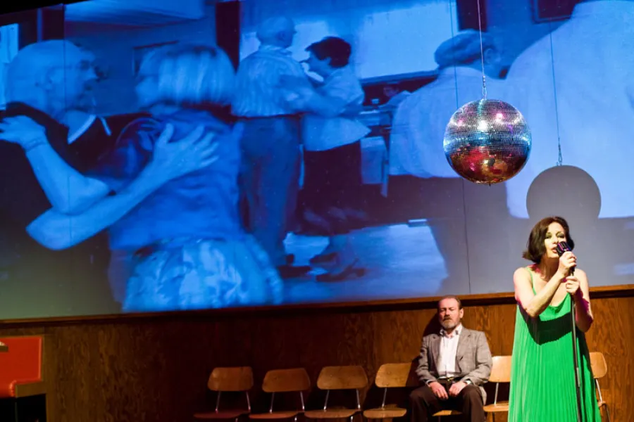 zdjęcie ze spektaklu Kaskada, fot. Krzysztof Bieliński