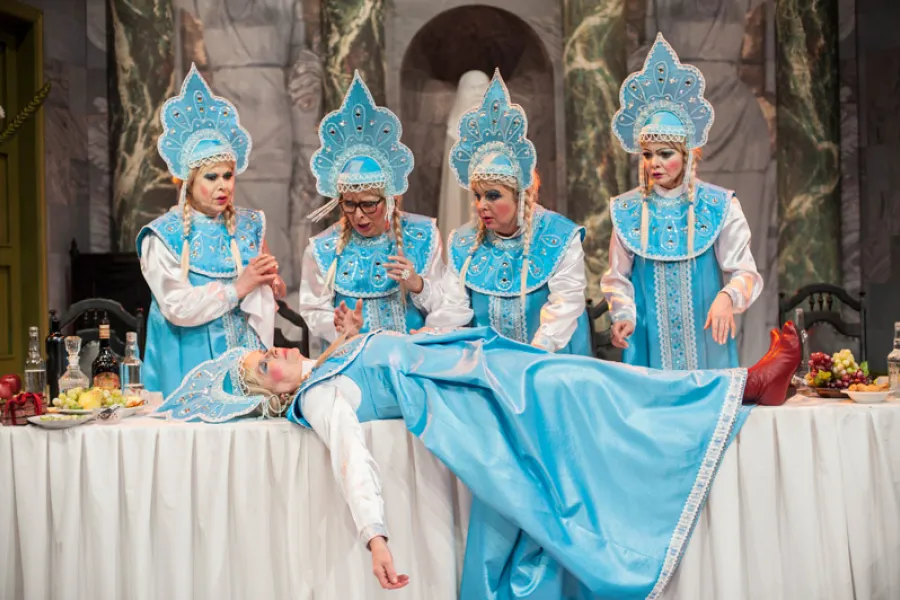 zdjęcie do spektaklu Baba Chanel, fot. Greg Noo-Wak 