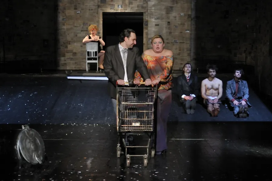 zdjęcie ze spektaklu Apokalipsa, fot. Greg Noo-Wak