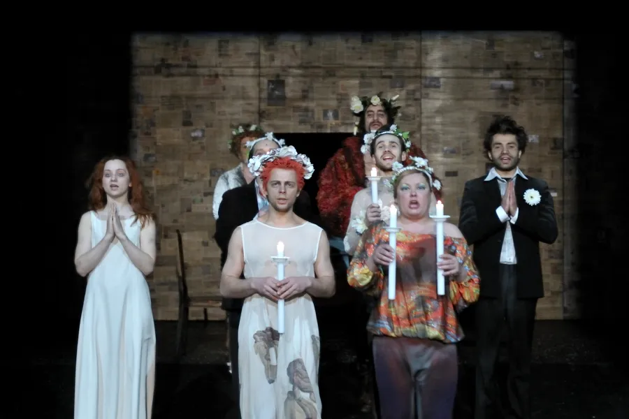 zdjęcie ze spektaklu Apokalipsa, fot. Greg Noo-Wak