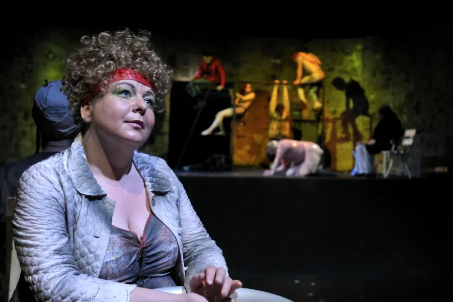 zdjęcie ze spektaklu Apokalipsa, fot. Greg Noo-Wak