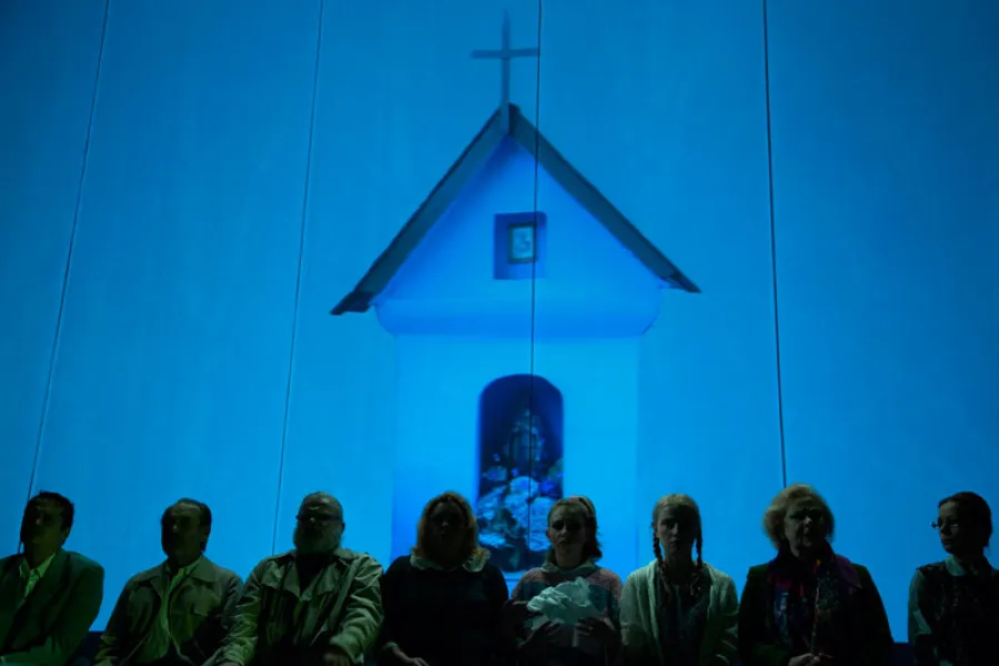 zdjęcie ze spektaklu kapliczka.pl, fot. Michał Grabowski 