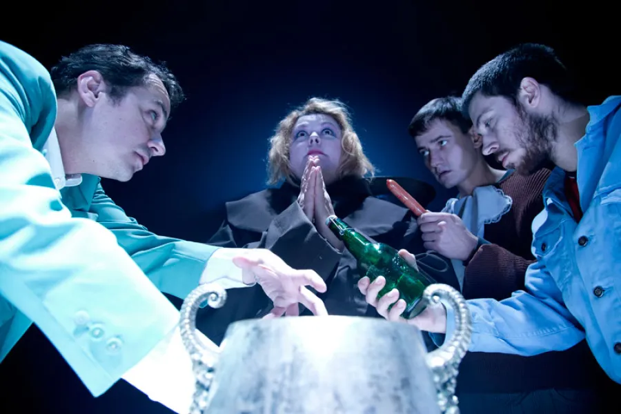 zdjęcie ze spektaklu kapliczka.pl, fot. Michał Grabowski 