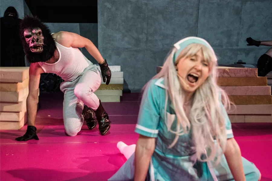 zdjęcie ze spektaklu Bang Bang, fot. Magda Hueckel 