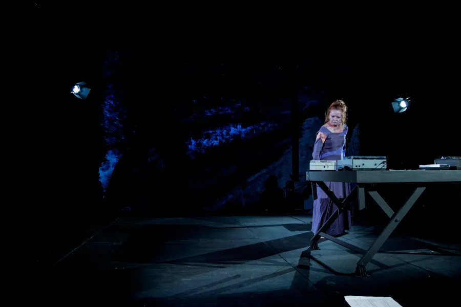 zdjęcie ze spektaklu Cień, fot.  Sergiusz Sachno 