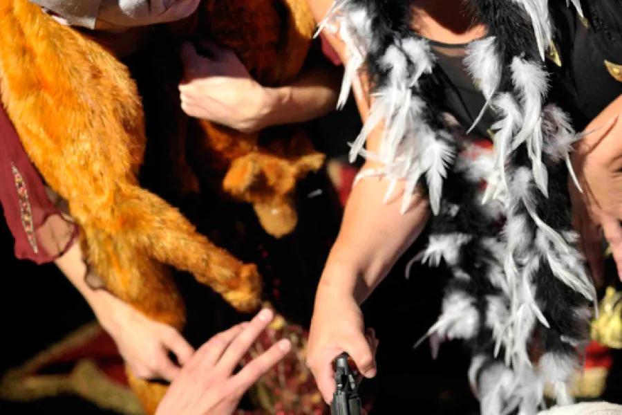 zdjęcie ze spektaklu Jajo węża, fot. Greg Noo-Wak 