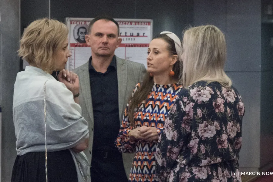 Sztuka - premiera; fot. Marcin Nowak