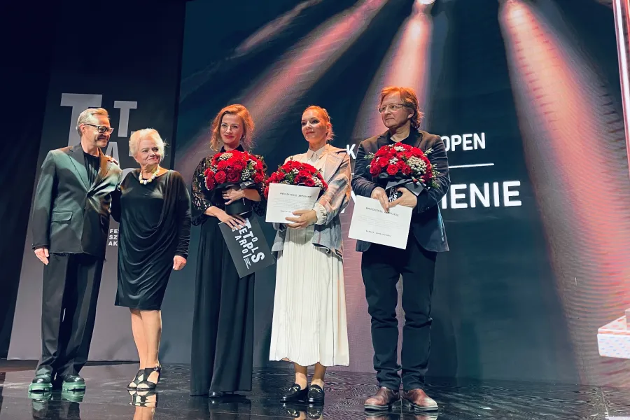 Agnieszka SKrzypczak z wyróżnieniem aktorskim, fot. Katarzyna Mańko