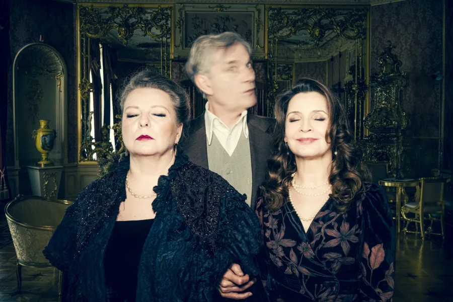 Rodzeństwo, Sesja w Muzeum Pałac Herbsta, fot. Jacek Poremba