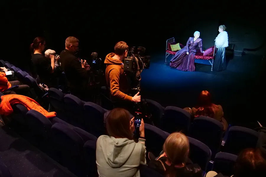 próba medialna spektaklu „Gra w Strindberga", fot. Marcin Nowak