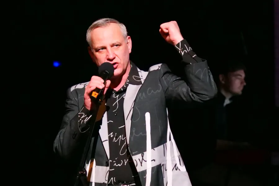 zdjęcie ze spektaklu „Róbmy swoje”, fot. Marcin Nowak