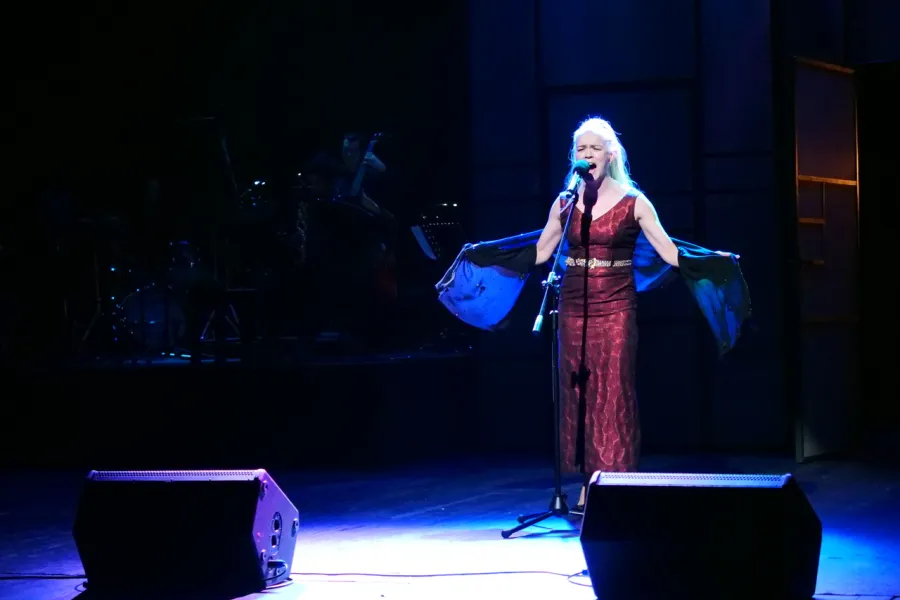 zdjęcie ze spektaklu „Róbmy swoje”, fot. Marcin Nowak