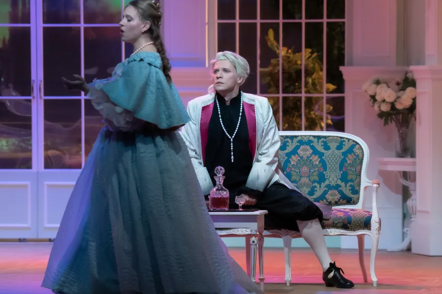 „Świętoszek", na zdjęciu: Łukasz Stawowczyk, Matylda Paszczenko, fot. Mikołaj Pływacz